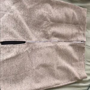 NWT Torrid gray pencil skirt. Size 4